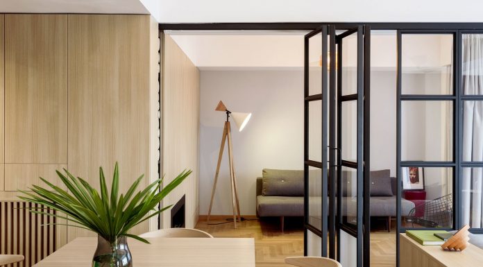 Раздвижные межкомнатные стеклянные перегородки