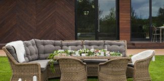 Уличная мебель из ротанга: подбор стульев, кресел, столов и диванов. Доставка по Москве и в другие регионы