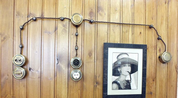 Стильная ретро проводка отличная идея для декора комнаты