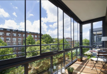 Остекление лоджий и балконов: как оно делается