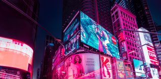 Рекламные световые короба – виды и применение