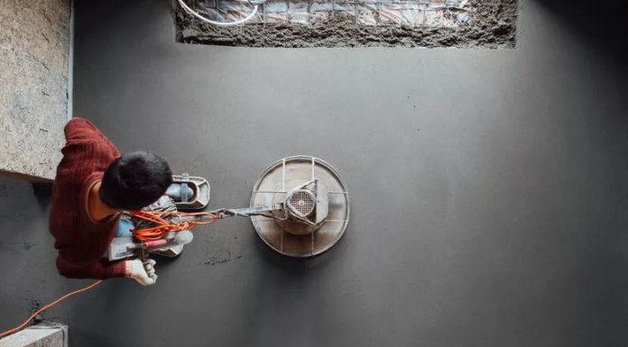 Какие существуют добавки для изменения свойств бетона и цемента