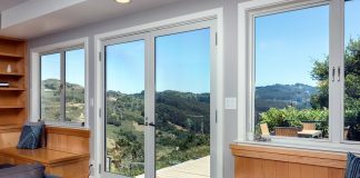 Чем удобны окна из ПВХ, и какие бренды их производят