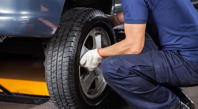 Где дешево переобуть авто в Москве?