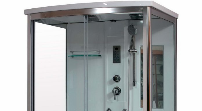 Какую фурнитуру приобретают для душевых и ванн, чтобы создать барьер на пути брызг: советы