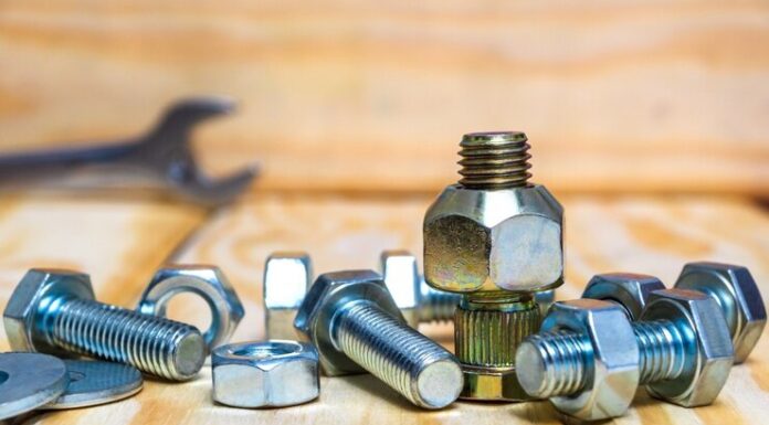 Применение крепежных изделий в сантехнике для надежного монтажа и ремонта: подробности