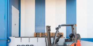 Вилочные погрузчики: мощные инструменты для погрузочно-разгрузочных работ