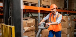 Как правильно эксплуатировать ручной штабелер: инструкция по применению