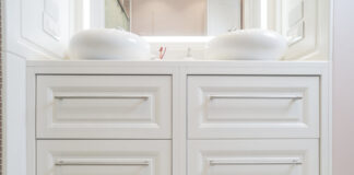 Роскошь без компромиссов: дизайнерская мебель для ванной на заказ