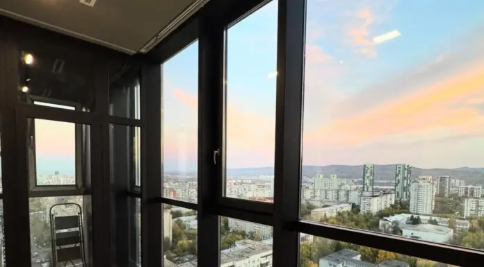 Производство противопожарных окон: важно для безопасности и комфорта